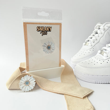 Sneakytats "Weiße Blume 0004"