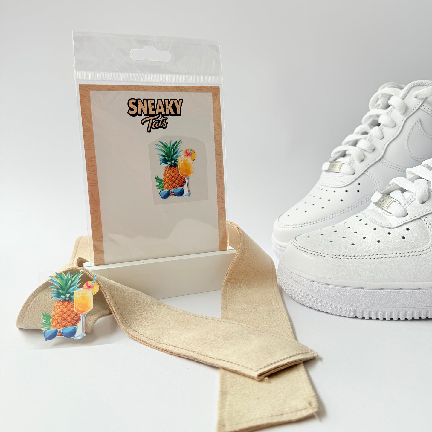 Sneakytats "Ananas Cocktail 0037"