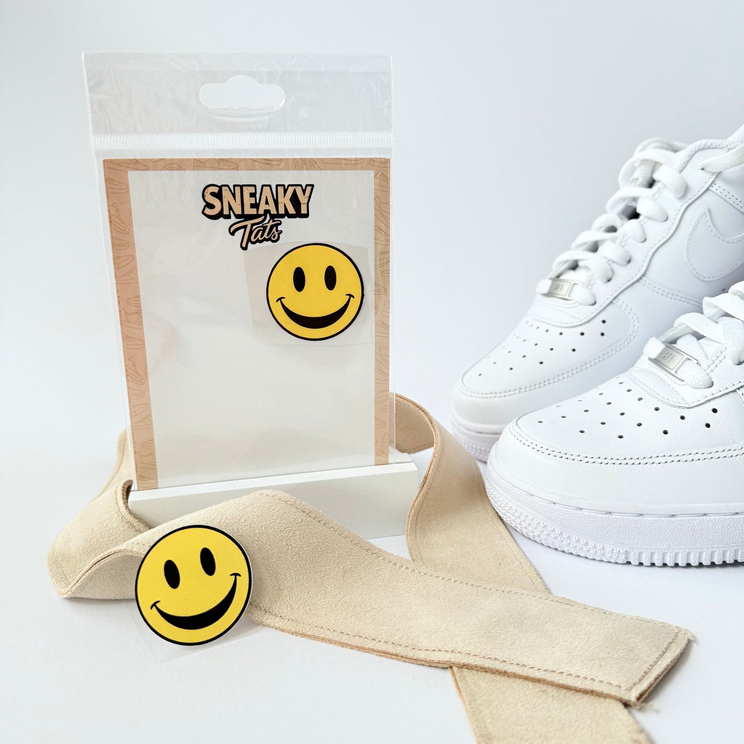 Sneakytats "Smily 0134"