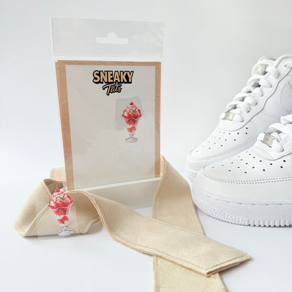 Sneakytats "Eisbecher mit Erdbeeren 0191"