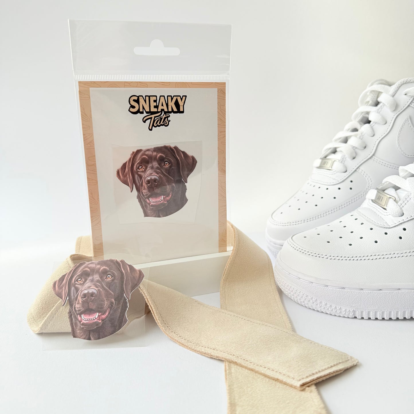 Sneakytats "Labrador Braun 0213"