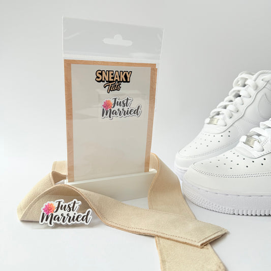 Sneakytats "Just Married 0368"