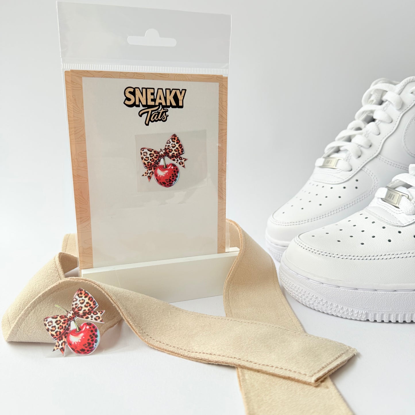 Sneakytats "Kirsch Schleife 0527"